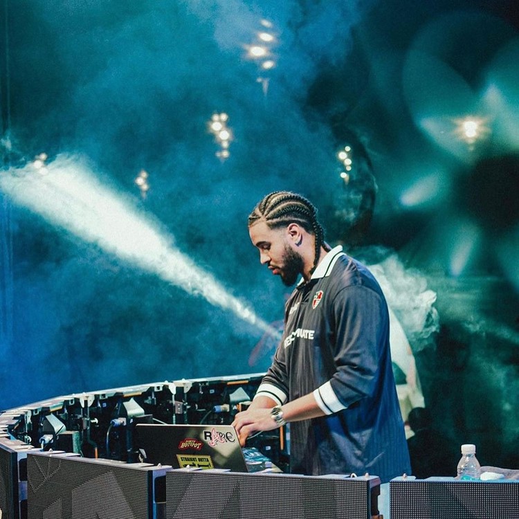 Chez Tania club Paris live dj music dance all night fun nightout nightclub event