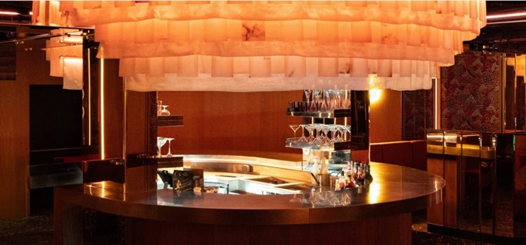 Party på Chichi VIP nattklubb i Paris. Hitta promoters för gästlista i Clubbable