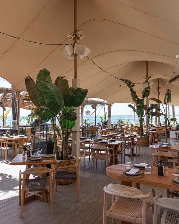 Вечеринка в Chiringuito VIP ночном клубе в Marbella. Найти промоутеров для списка гостей в Clubbable