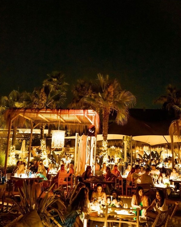 Вечеринка в Chiringuito VIP ночном клубе в Marbella. Найти промоутеров для списка гостей в Clubbable