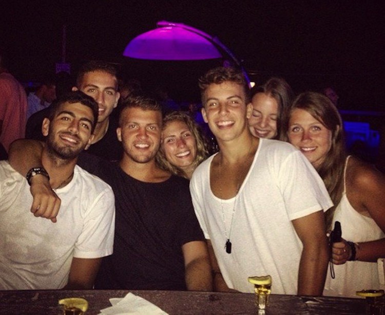 Party at Clara's VIP nightclub in Tel Aviv. Find promoters for guest list in Clubbable