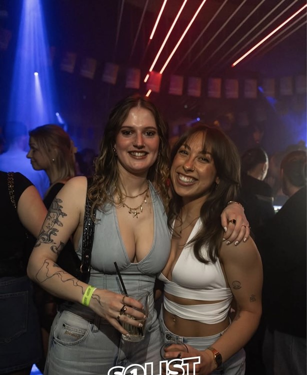 Soirée dans la boîte Club Up VIP à Amsterdam. Trouvez des promoteurs pour la liste des invités sur Clubbable
