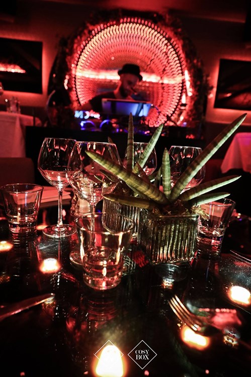 Party at Cosy Box VIP nightclub in Cannes. Find promoters for guest list in Clubbable