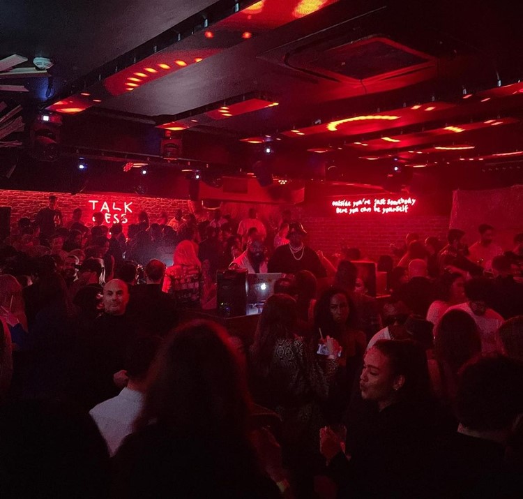 Cova nightclub Cannes