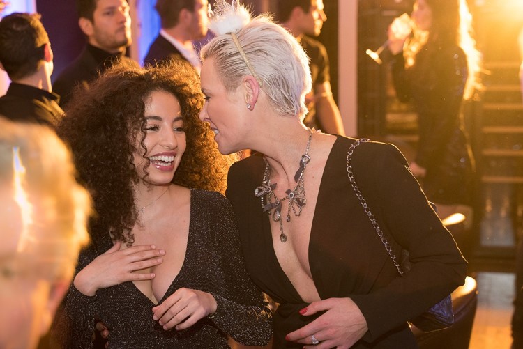 Coya restaurant Paris pretty blonde brunette ladies girls go out tonight party dresscode mini dress