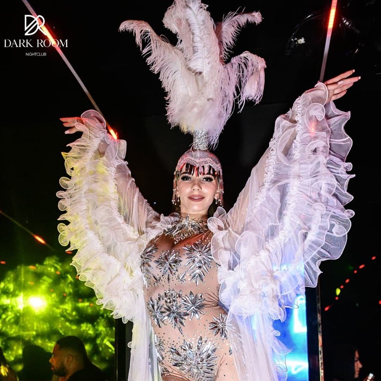 Dark Room club Dubai dancer exotic clubbing book vip table
