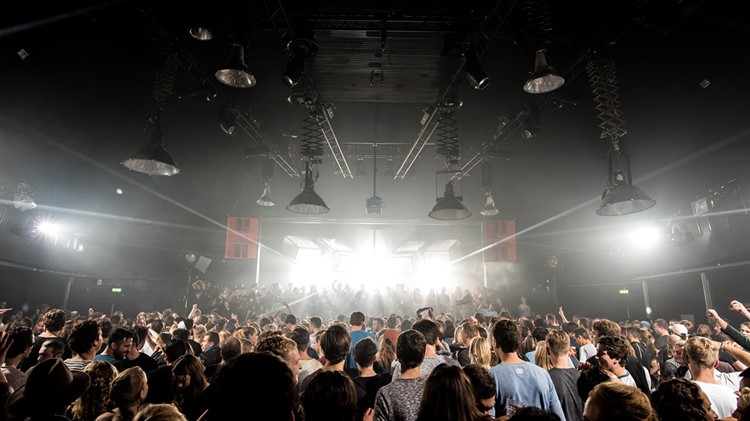Party at De Marktkantine VIP nightclub in Amsterdam. Find promoters for guest list in Clubbable
