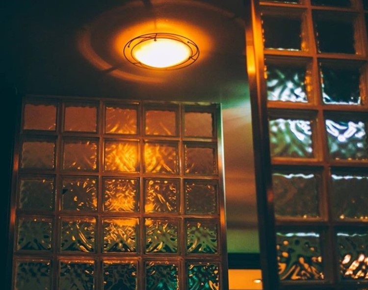 De Marktkantine nightclub Amsterdam view of the glass doors and lights 