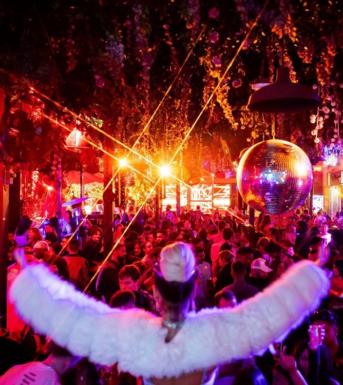 Soirée dans la boîte Dirty Rabbit VIP à Miami. Trouvez des promoteurs pour la liste des invités sur Clubbable