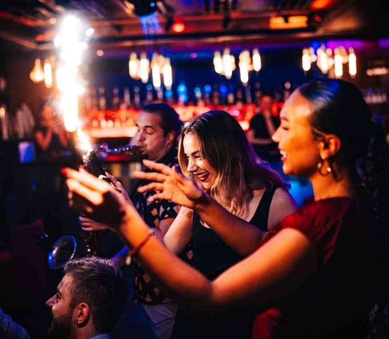 Dolce nightclub London book your vip table celebrate birthday hen stag parties events 