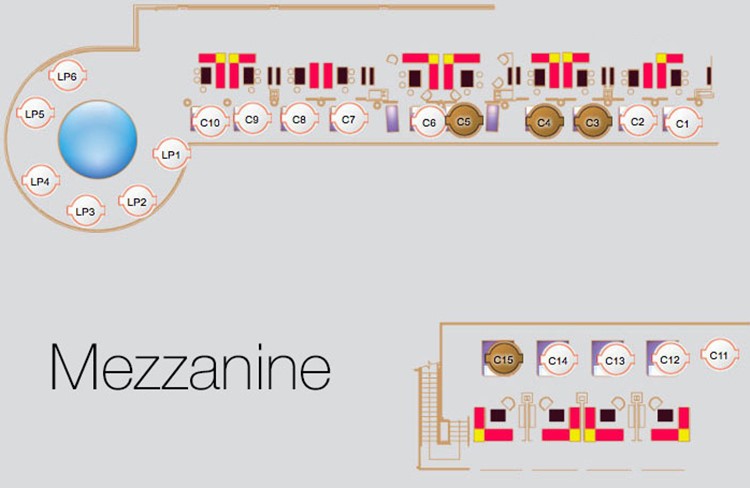 Drais Beach club Las Vegas sitting down area couch Jacuzzi lounge 