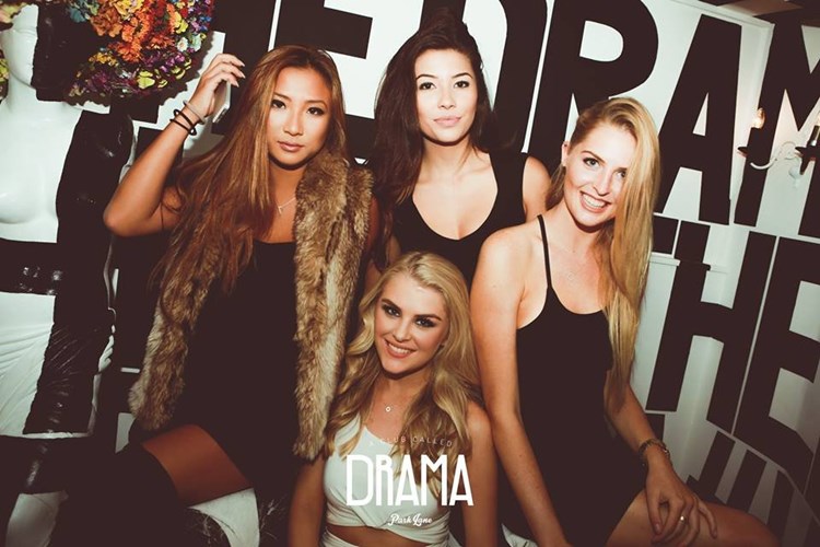 Soirée dans la boîte Drama VIP à London. Trouvez des promoteurs pour la liste des invités sur Clubbable