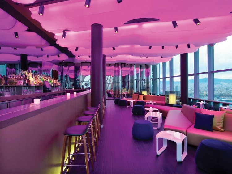 Party at Eclipse VIP nightclub in Barcelona. Find promoters for guest list in Clubbable