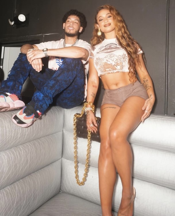 Soirée dans la boîte Electric 23 VIP à Miami. Trouvez des promoteurs pour la liste des invités sur Clubbable