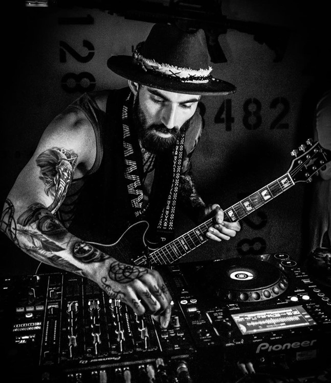 Вечеринка в Escobar VIP ночном клубе в Toronto. Найти промоутеров для списка гостей в Clubbable