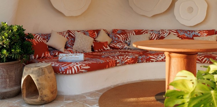 Вечеринка в Eva Estepona VIP ночном клубе в Marbella. Найти промоутеров для списка гостей в Clubbable