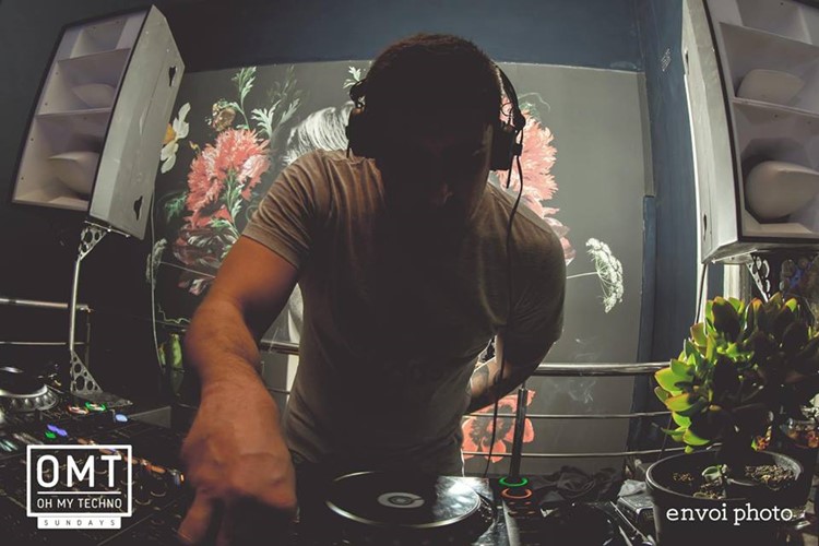 Fiction club nightclub Cape Town party dj mixing music