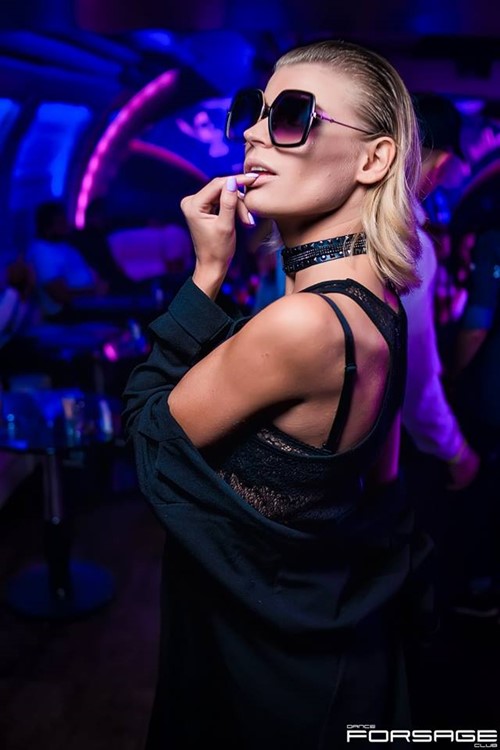 Forsage nightclub Kiev sexy girls all black outfit dresscode having fun dancing all night go out tonight