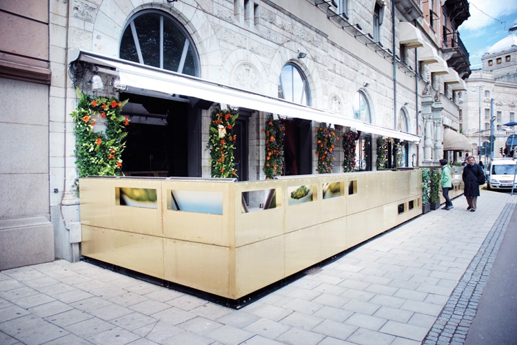 Party at Fou VIP nightclub in Stockholm. Find promoters for guest list in Clubbable