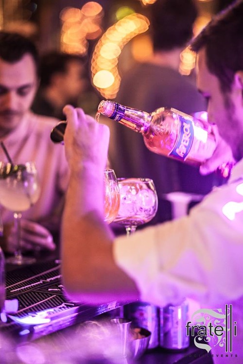 Fratelli Club nightclub Bucharest alcohol drinks barman vodka cocktails