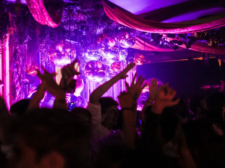 Gaio nightclub St Tropez live dj music dance all night fun party nightout go out