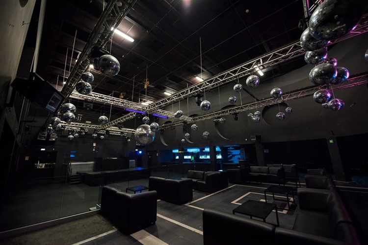 Party at Gate VIP nightclub in Milan. Find promoters for guest list in Clubbable