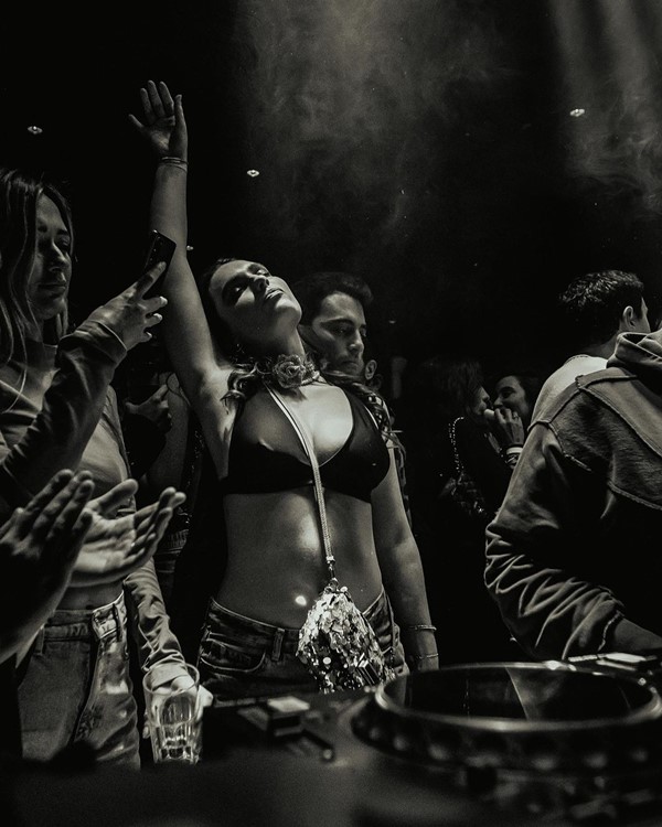 Gate nightclub Paris guest list electronic techno club