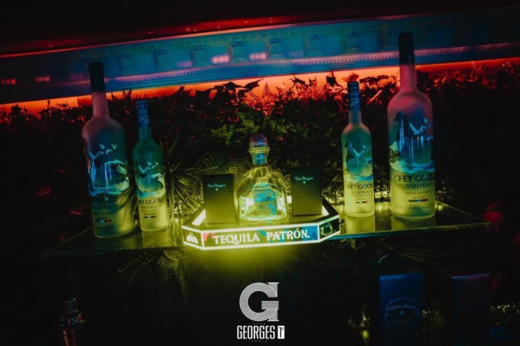 George 1 Er nightclub Paris luxury drinks