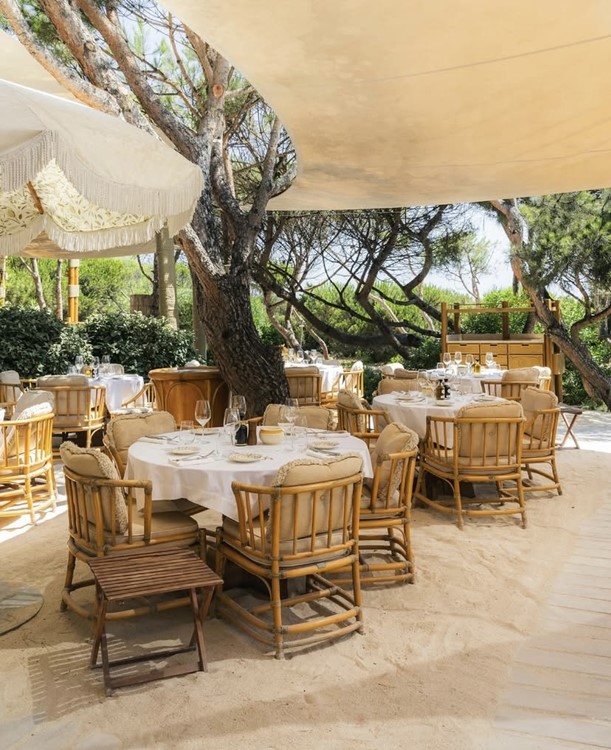 Party på Gigi VIP nattklubb i Paris. Hitta promoters för gästlista i Clubbable