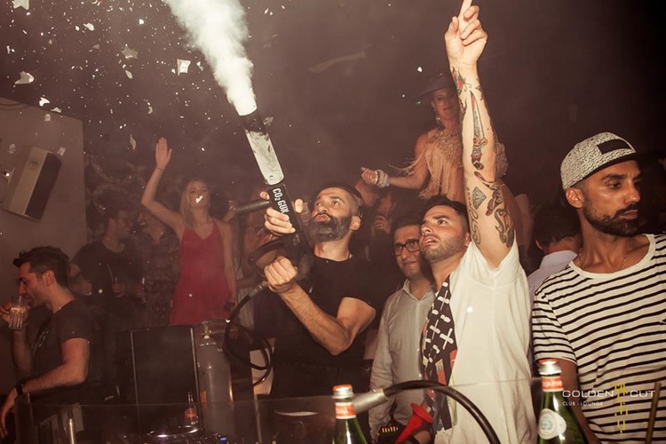 Golden Cut nightclub Hamburg show