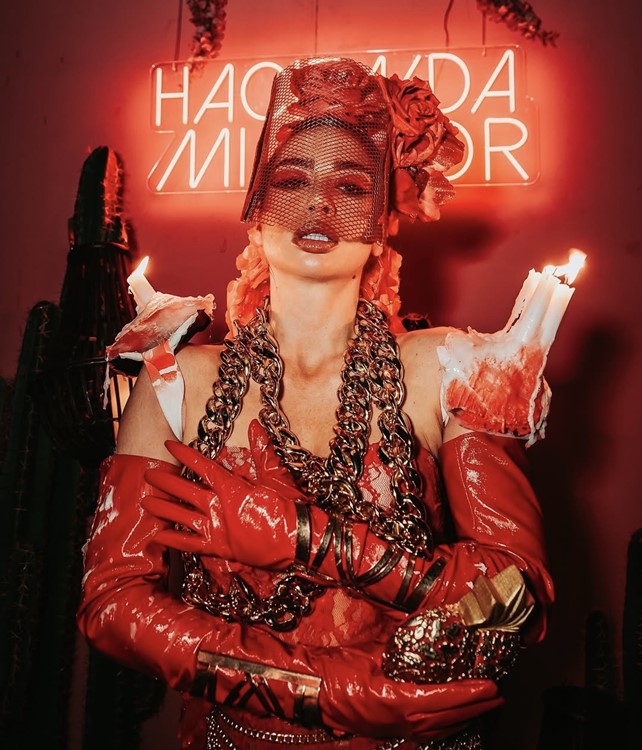 Party på Hacienda VIP nattklubb i Paris. Hitta promoters för gästlista i Clubbable