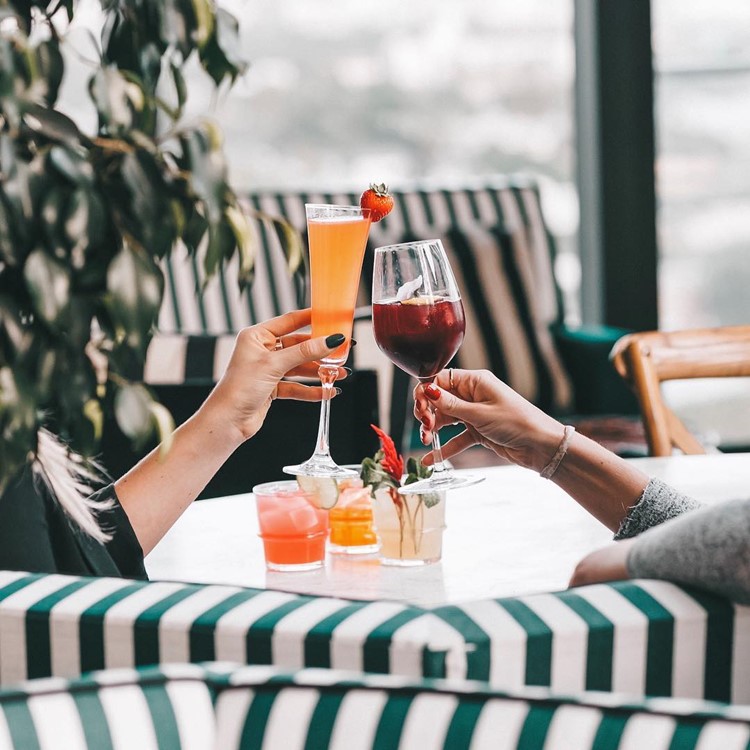 Harriets club Los Angeles cocktail bar amazing best cocktails sophisticated fancy place