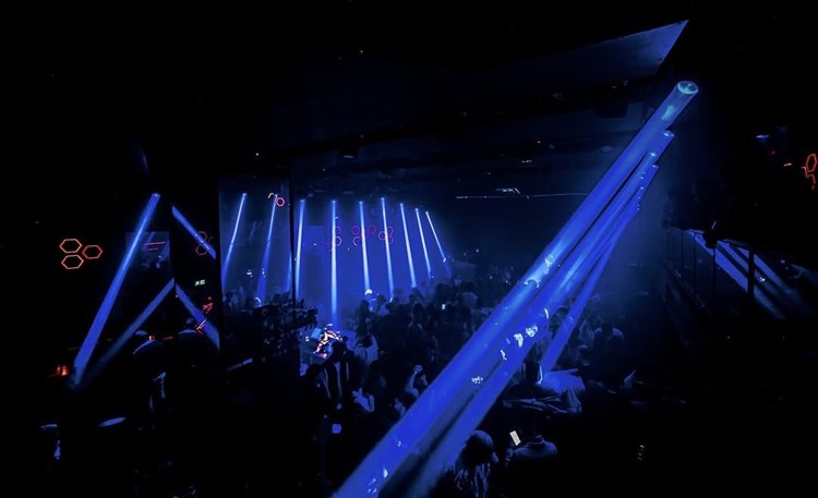 Soirée dans la boîte Hive VIP à Malta. Trouvez des promoteurs pour la liste des invités sur Clubbable