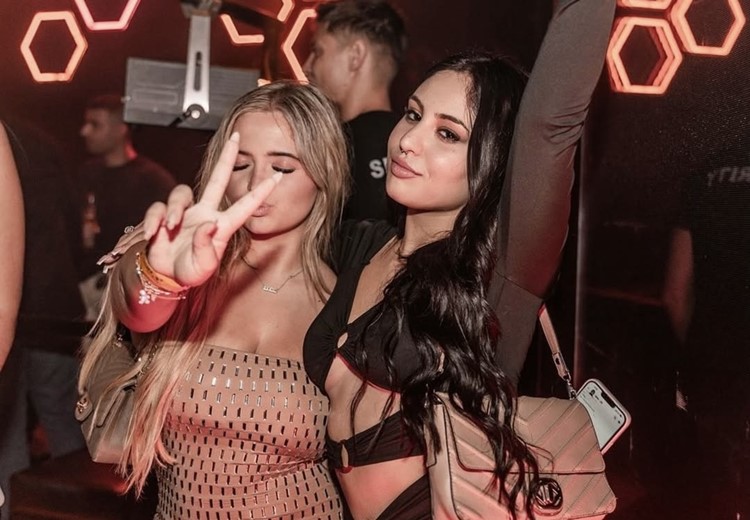 Soirée dans la boîte Hive VIP à Malta. Trouvez des promoteurs pour la liste des invités sur Clubbable