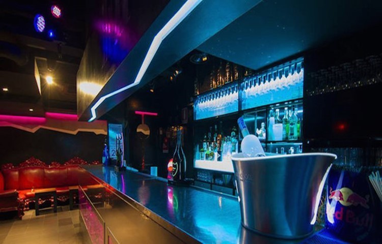 Hollywood Rythmoteque boîte de nuit Milan