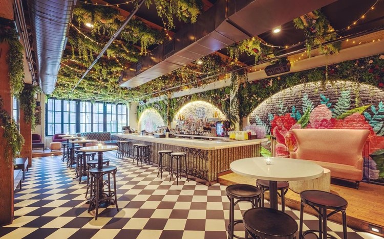 Hubbard Inn Club Chicago tables vip reservation floor view