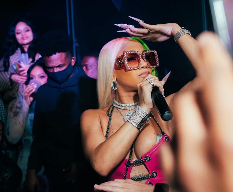 Party at The Dream Rooftop VIP nightclub in Los Angeles. Find promoters for guest list in Clubbable