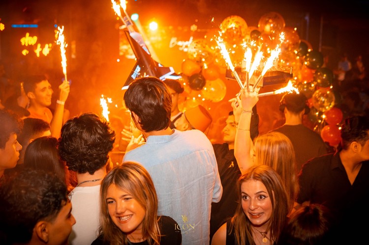 Icon nightclub Madrid fun nightout bottle parade book VIP table