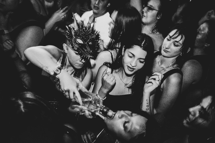 Icon nightclub Madrid people partying girls guys guest list table bookings