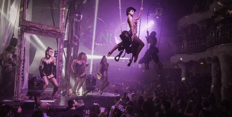 Icon nightclub Moscow dancers dressed in black bodysuits