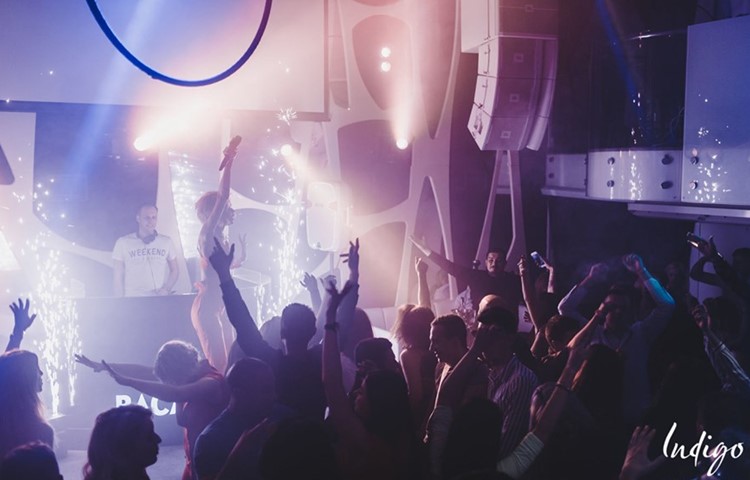 Indigo nightclub Kiev karaoke club singer on stage concert live music fun party