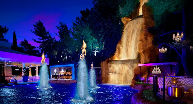 Party at Intrigue VIP nightclub in Las Vegas. Find promoters for guest list in Clubbable