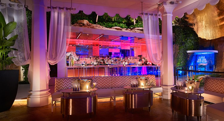 Party at Intrigue VIP nightclub in Las Vegas. Find promoters for guest list in Clubbable