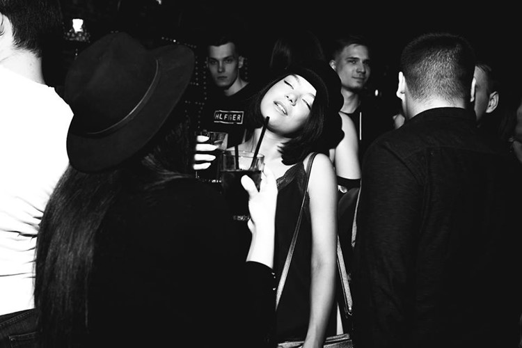 Jagger Bar nightclub Moscow pretty girl dancing