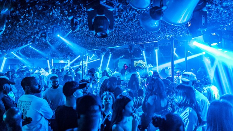 Soirée dans la boîte Jungle Hollywood VIP à Los Angeles. Trouvez des promoteurs pour la liste des invités sur Clubbable