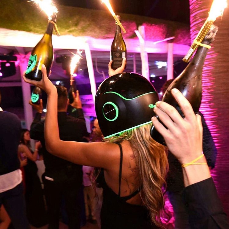 Just Cavalli Porto Cervo club party event bottle parade champagne bubbles alcohol parade