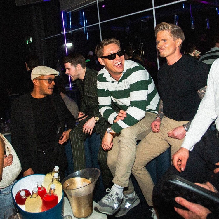 KB3 nightclub Copenhagen book your vip table celebrate birthday bachelor hen stag guys clubbing dancing partying