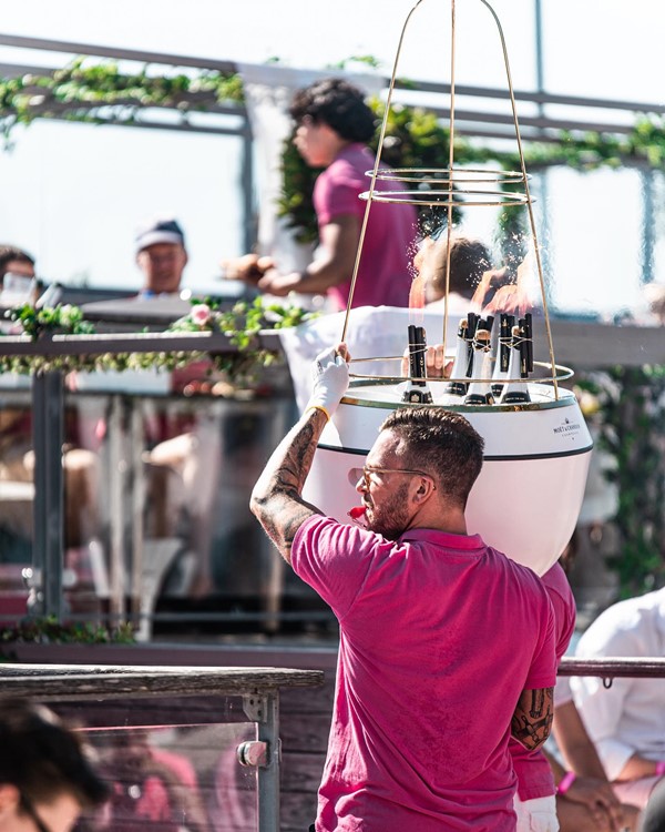 Kallis in Visby club book your table now bottle service vip