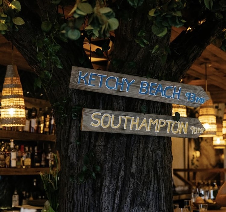 Ketchy Shuby in New York 30 oct. 2025