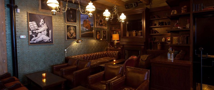 Key Club nightclub Chicago view of the lounge area and bar vintage interior design